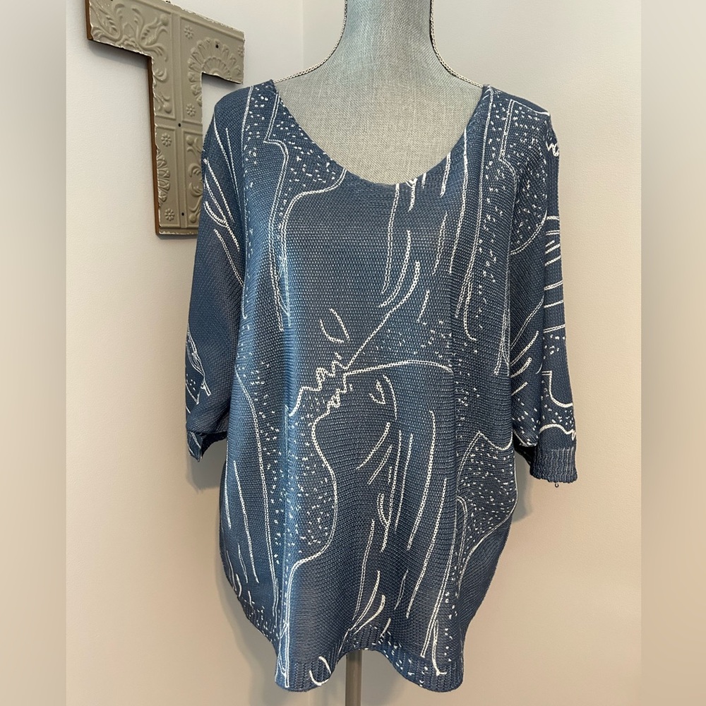 🇮🇹 Via Vitale made in Italy 3/4 dolman sleeve knit with artistic faces size L/XL